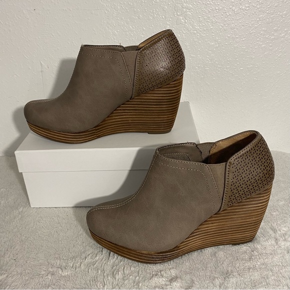 Dr. Scholl’s Harlow Taupe Wedge Bootie Women’s Size 8.5M - Picture 2 of 11